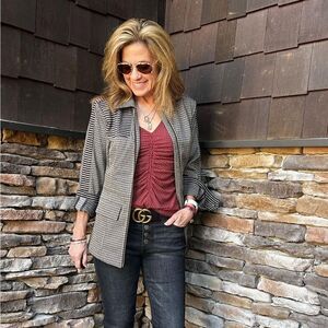 Cabi Baron Houndstooth Blazer #4496. Size Large. NWOT